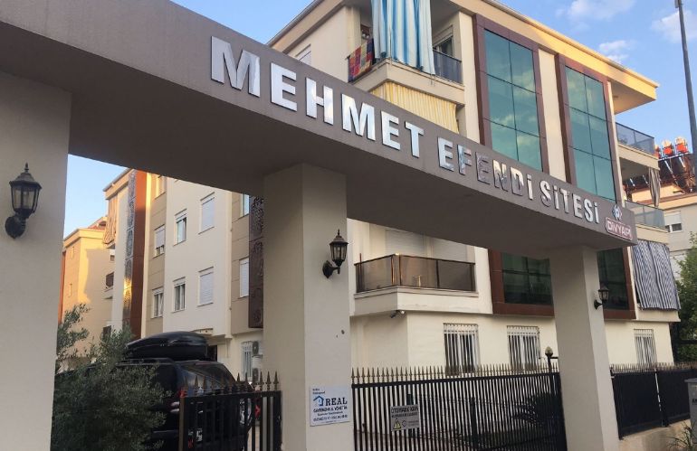 Mehmet Efendi Sitesi & Real Gayrimenkul Yönetim